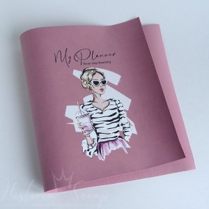 Переплетный кожзам "Вивелла" с принтом "Never stop dreaming", пыльно-розовый, 25 х 46,5 см